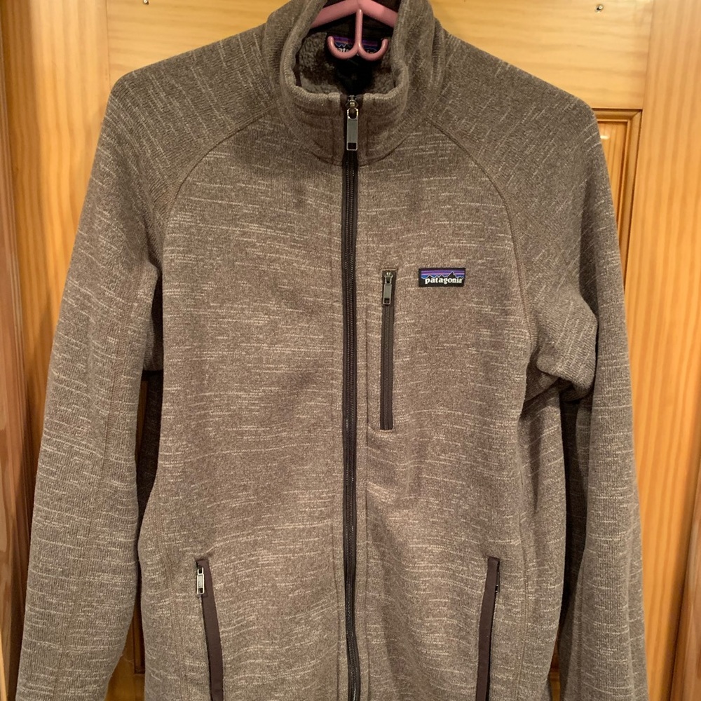 Patagonia zip up sweatshirt